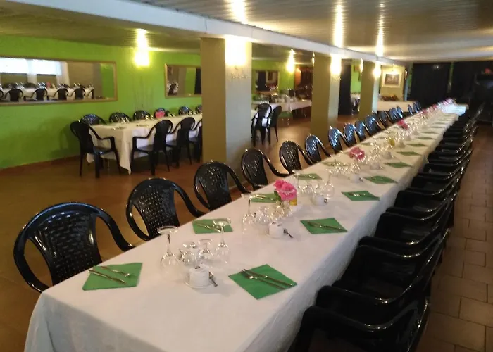 Hostel La Espuela La Adrada